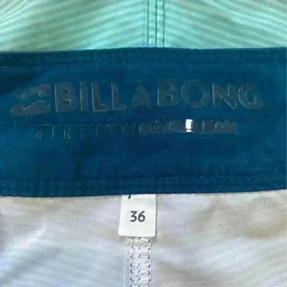 ⭐️ Billabong Fluid Airlite Boardshorts swimtrunks in size 36